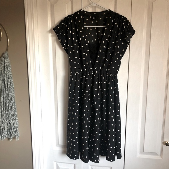 H&M Dresses & Skirts - H&M polka dot dress